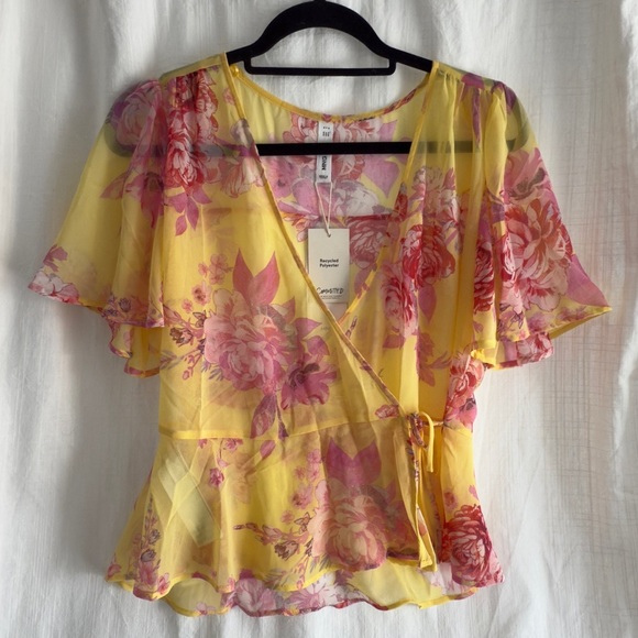 NWT Mango Yellow Floral Wrap Blouse - Size M - Picture 2 of 6